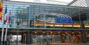 Polonês é preso por espionar Parlamento Europeu a mando da Rússia