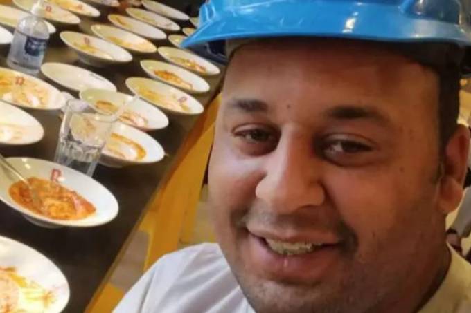 Após comer 15 pratos de massas foi expulso de Restaurante em São Paulo, o pintor João Carlos Apolonio